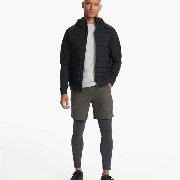 Vuori Steadfast Insulated Hybrid Jacket - Picture 2 of 6